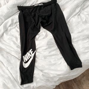 Plus Nike leggings